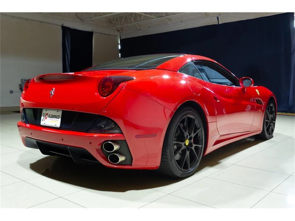2010 Ferrari California - Image 25 of 31