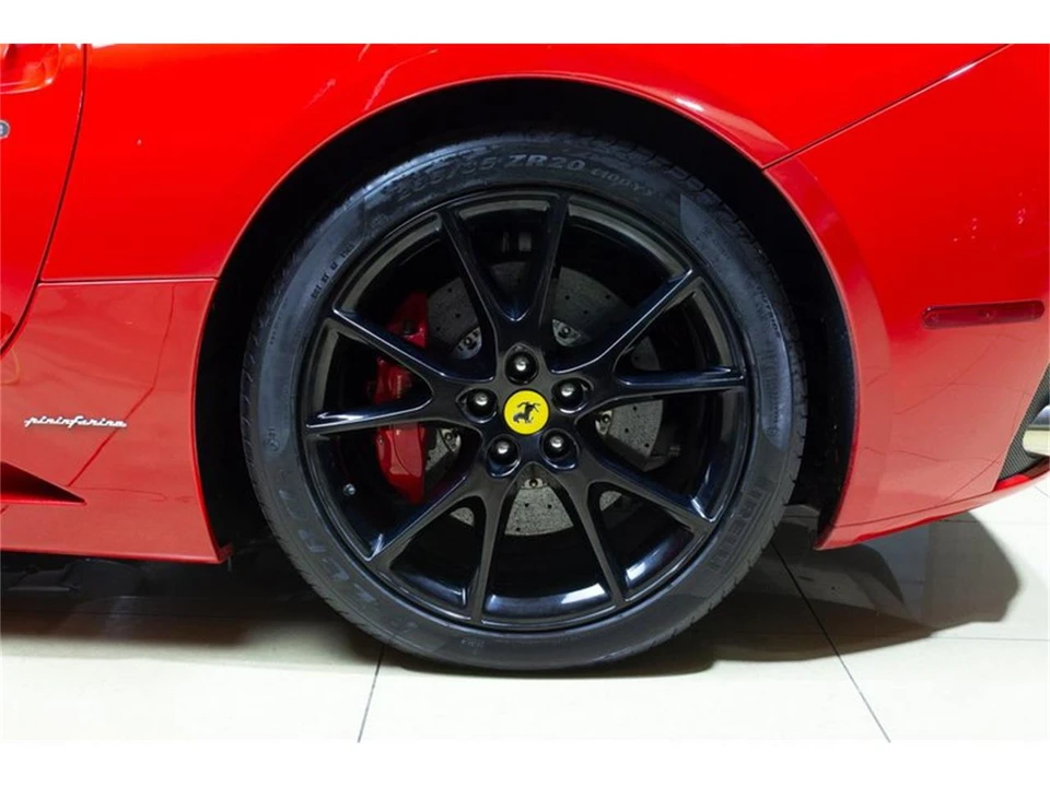 2010 Ferrari California - Image 13 of 31