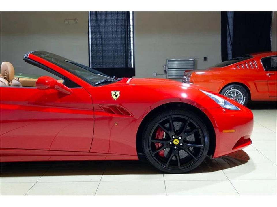 2010 Ferrari California - Image 28 of 31