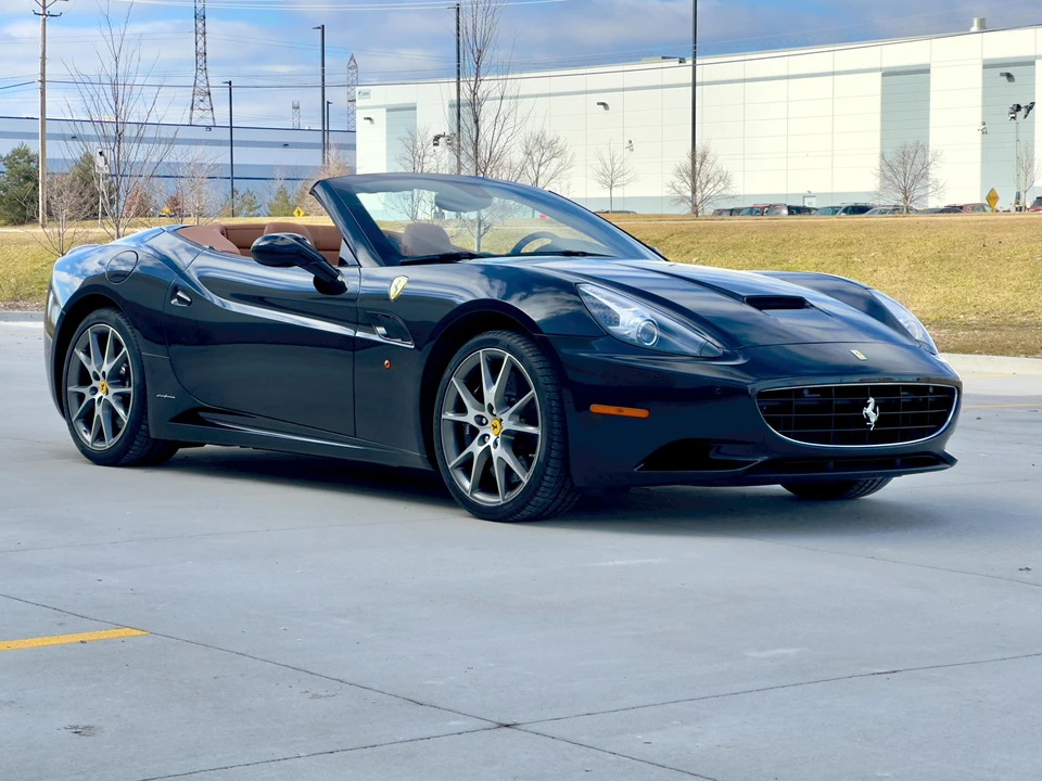 2010 Ferrari California - Image 22 of 31