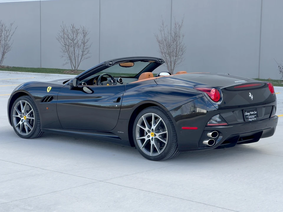 2010 Ferrari California - Image 12 of 31