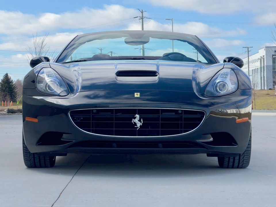 2010 Ferrari California - Image 6 of 31