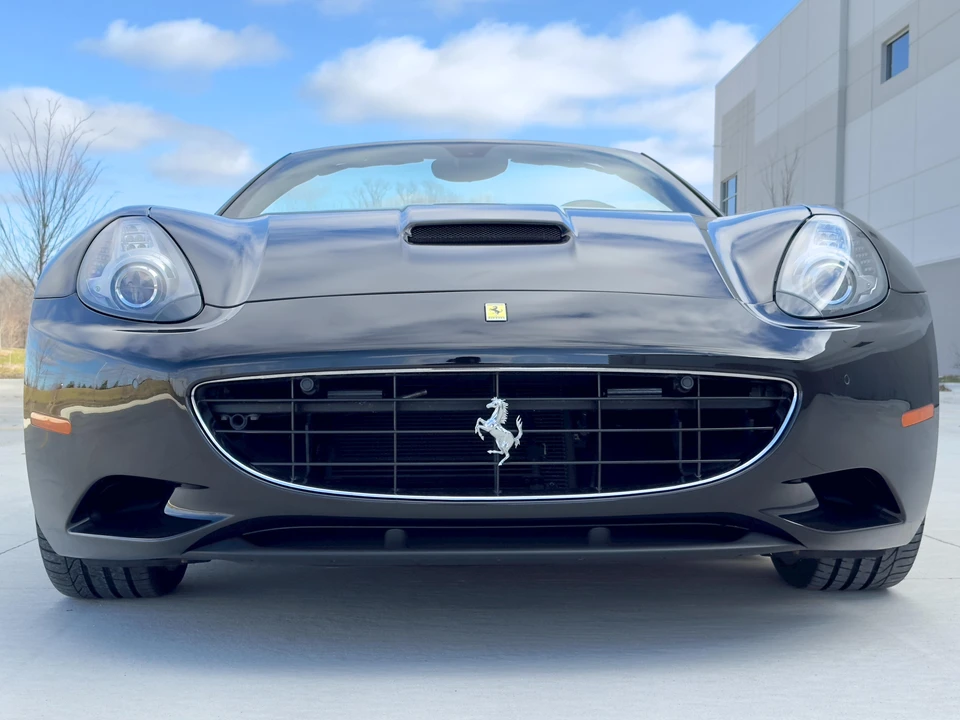 2010 Ferrari California - Image 7 of 31