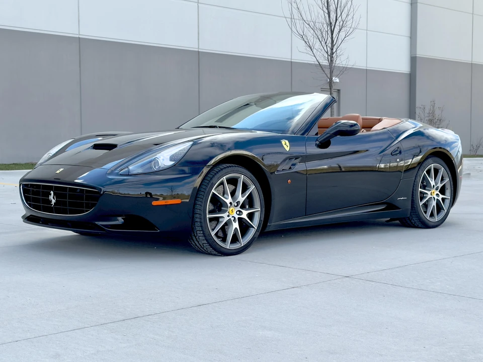 2010 Ferrari California - Image 9 of 31