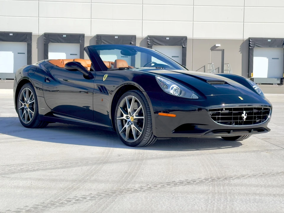2010 Ferrari California - Image 23 of 31