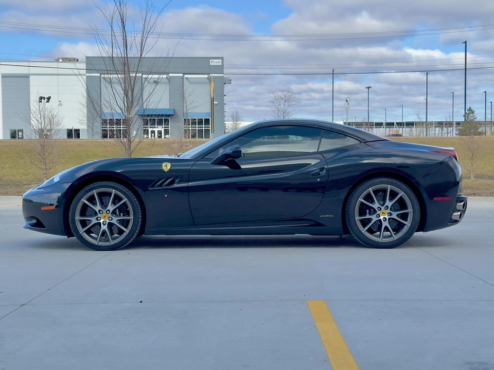 2010 Ferrari California - Image 27 of 31