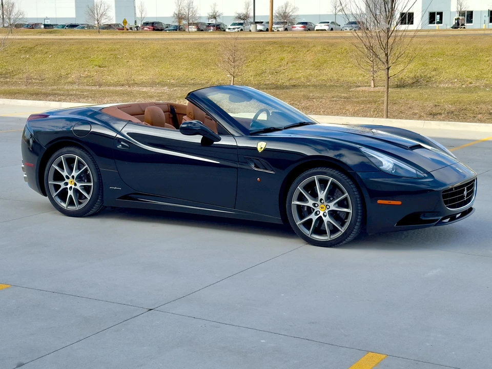 2010 Ferrari California - Image 20 of 31