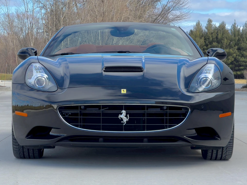 2010 Ferrari California - Image 24 of 31