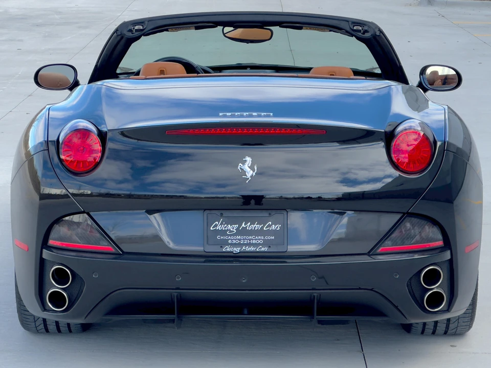2010 Ferrari California - Image 16 of 31