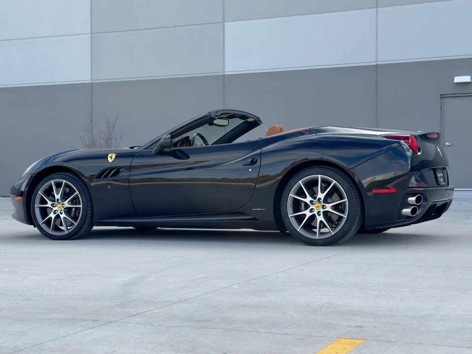 2010 Ferrari California - Image 11 of 31