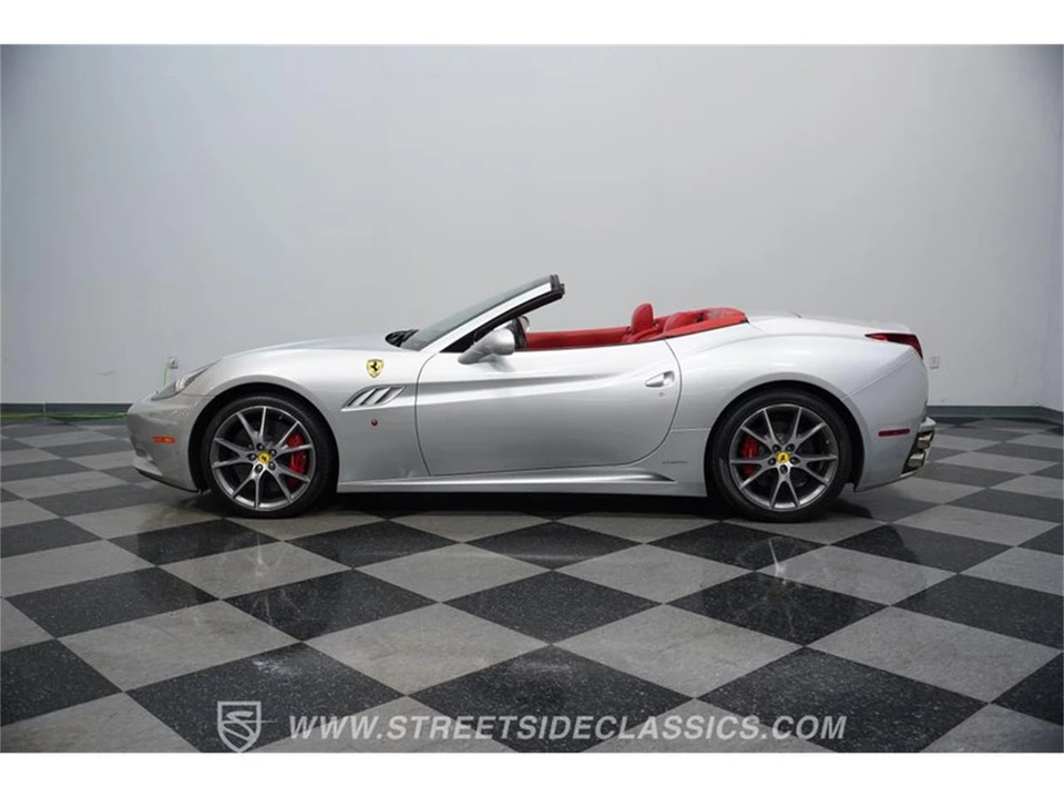 2010 Ferrari California - Image 6 of 31