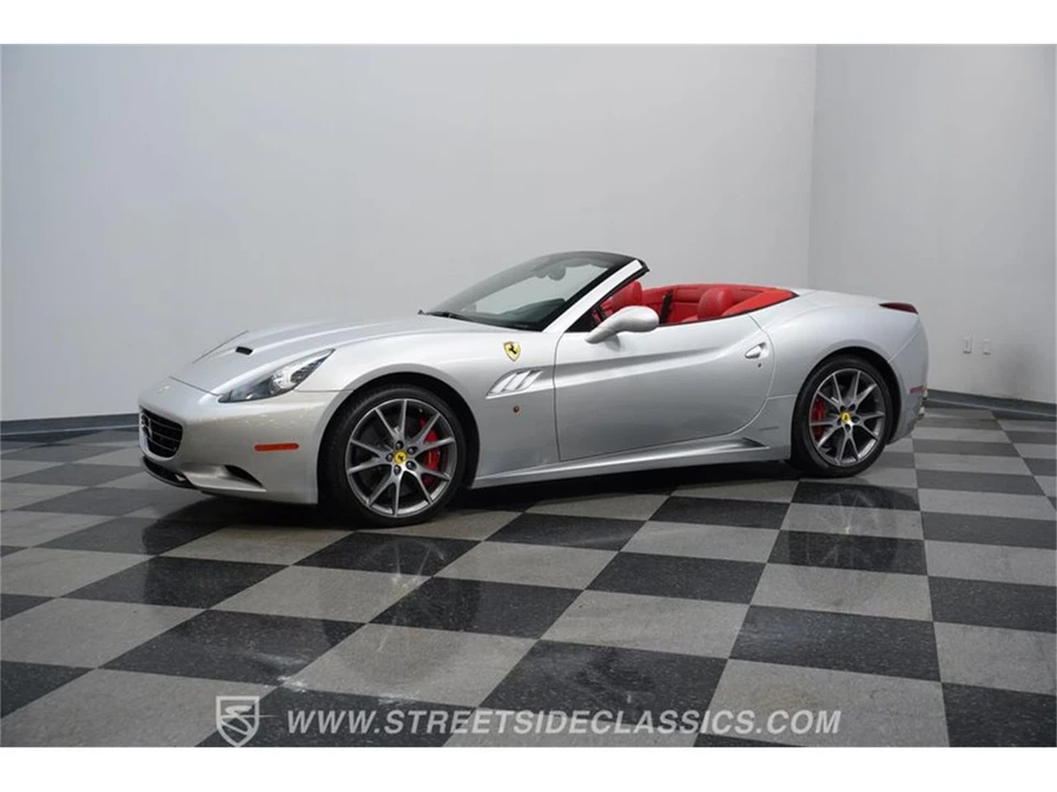 2010 Ferrari California - Image 5 of 31