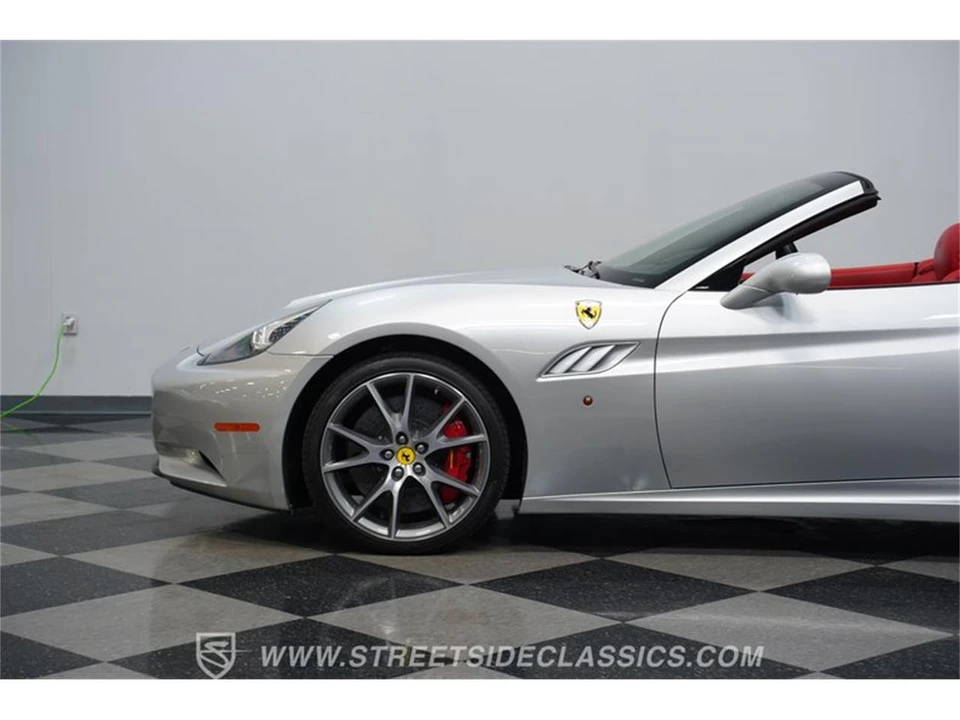 2010 Ferrari California - Image 21 of 31