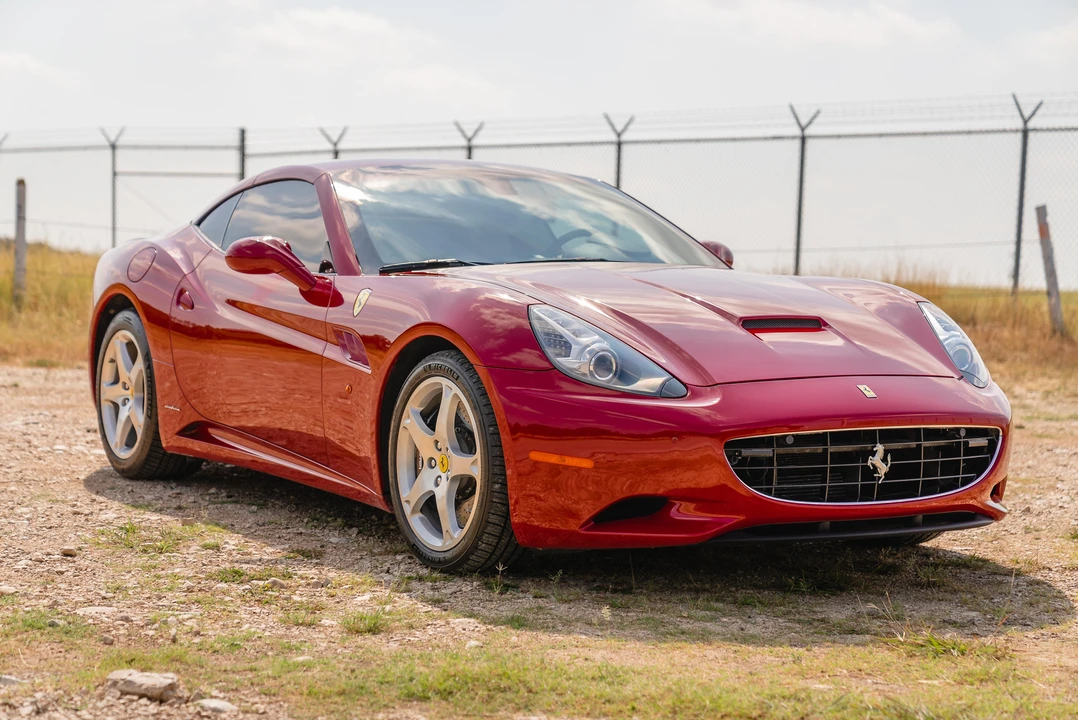 2010 Ferrari California - Image 22 of 31