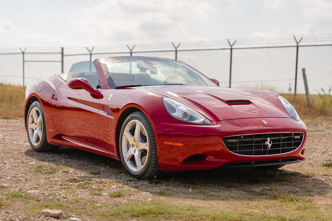 2010 Ferrari California - Image 15 of 31