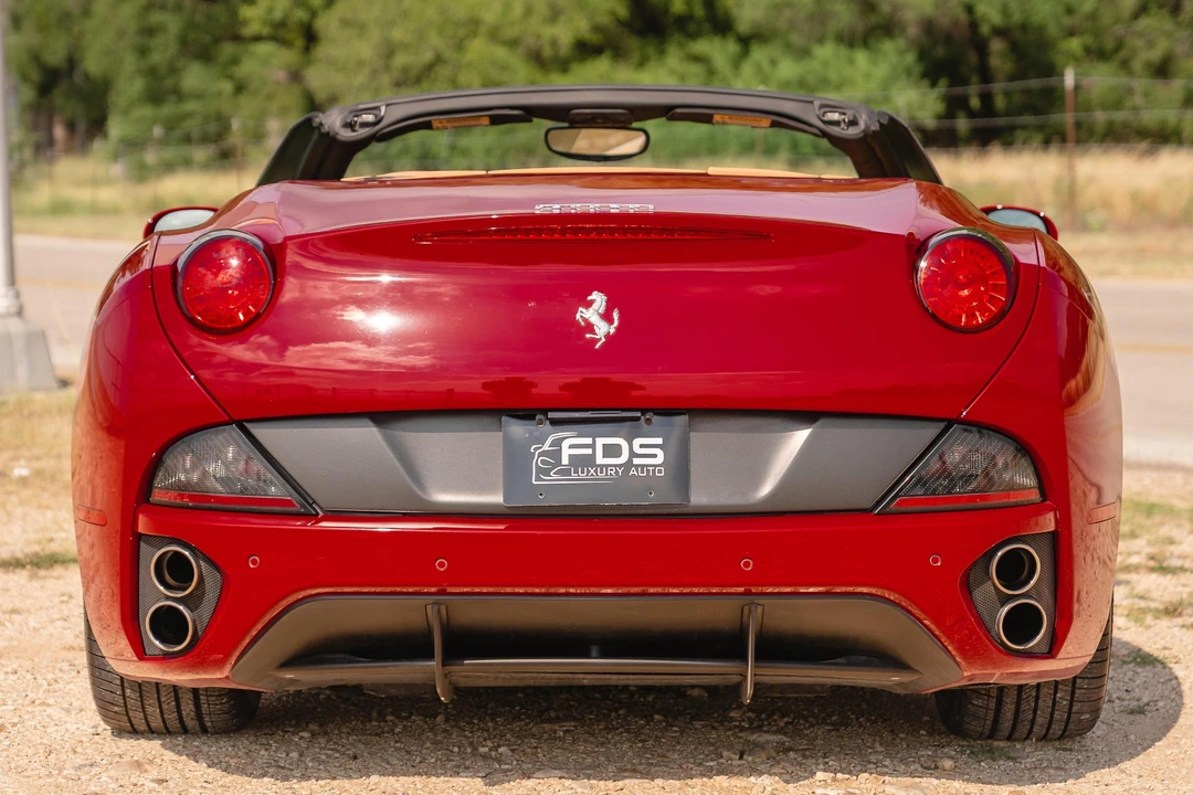 2010 Ferrari California - Image 5 of 31