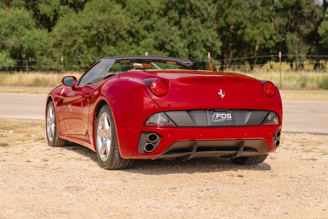 2010 Ferrari California - Image 10 of 31