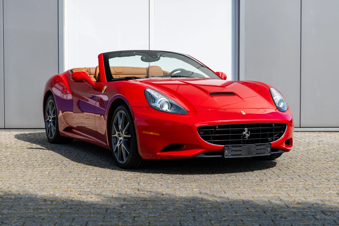 2010 Ferrari California - Image 3 of 31