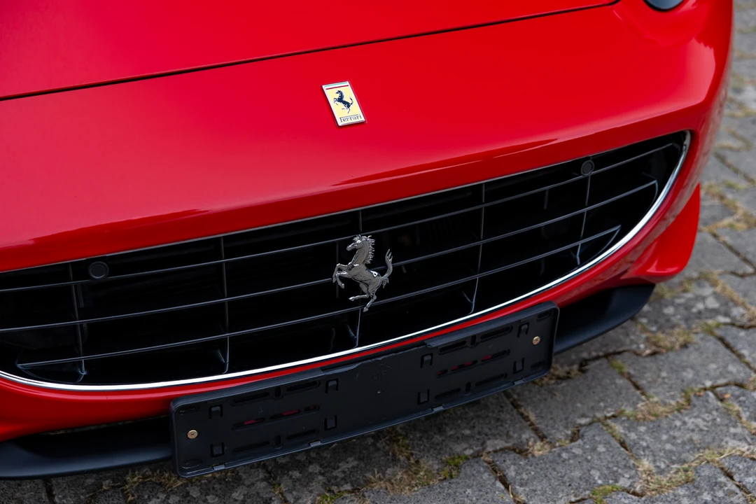 2010 Ferrari California - Image 13 of 31