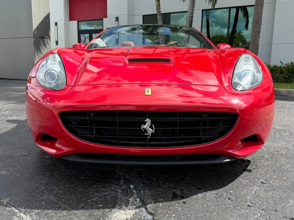 2010 Ferrari California - Image 5 of 21