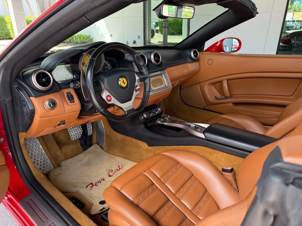 2010 Ferrari California - Image 2 of 21