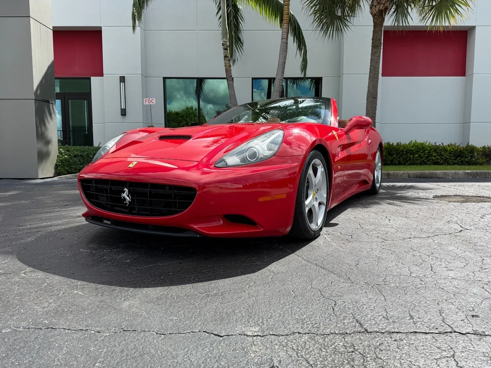 2010 Ferrari California - Image 6 of 21