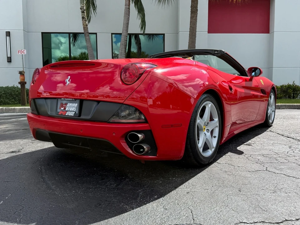 2010 Ferrari California - Image 11 of 21