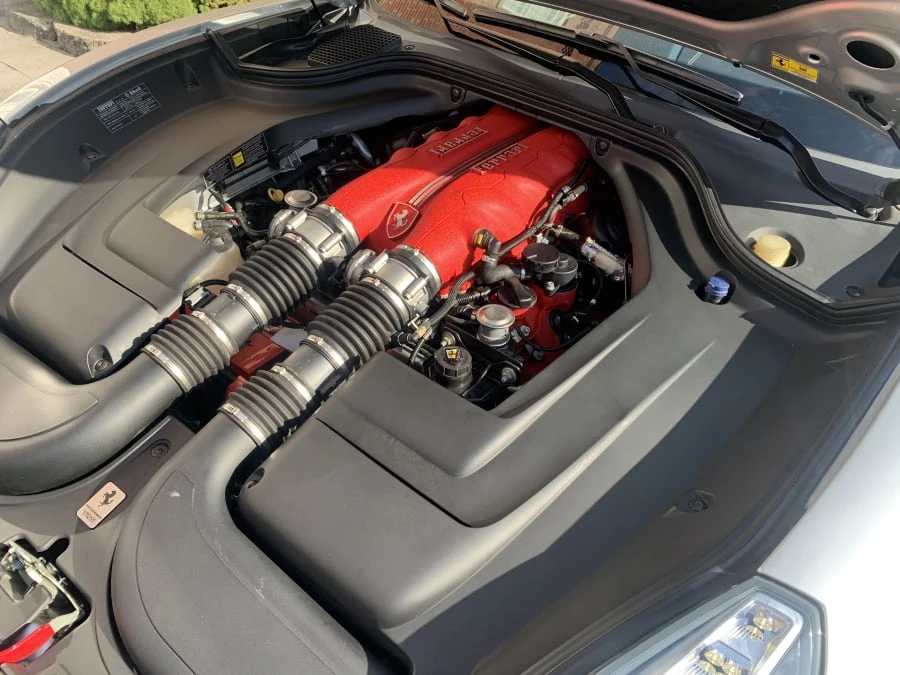 2010 Ferrari California - Image 6 of 10