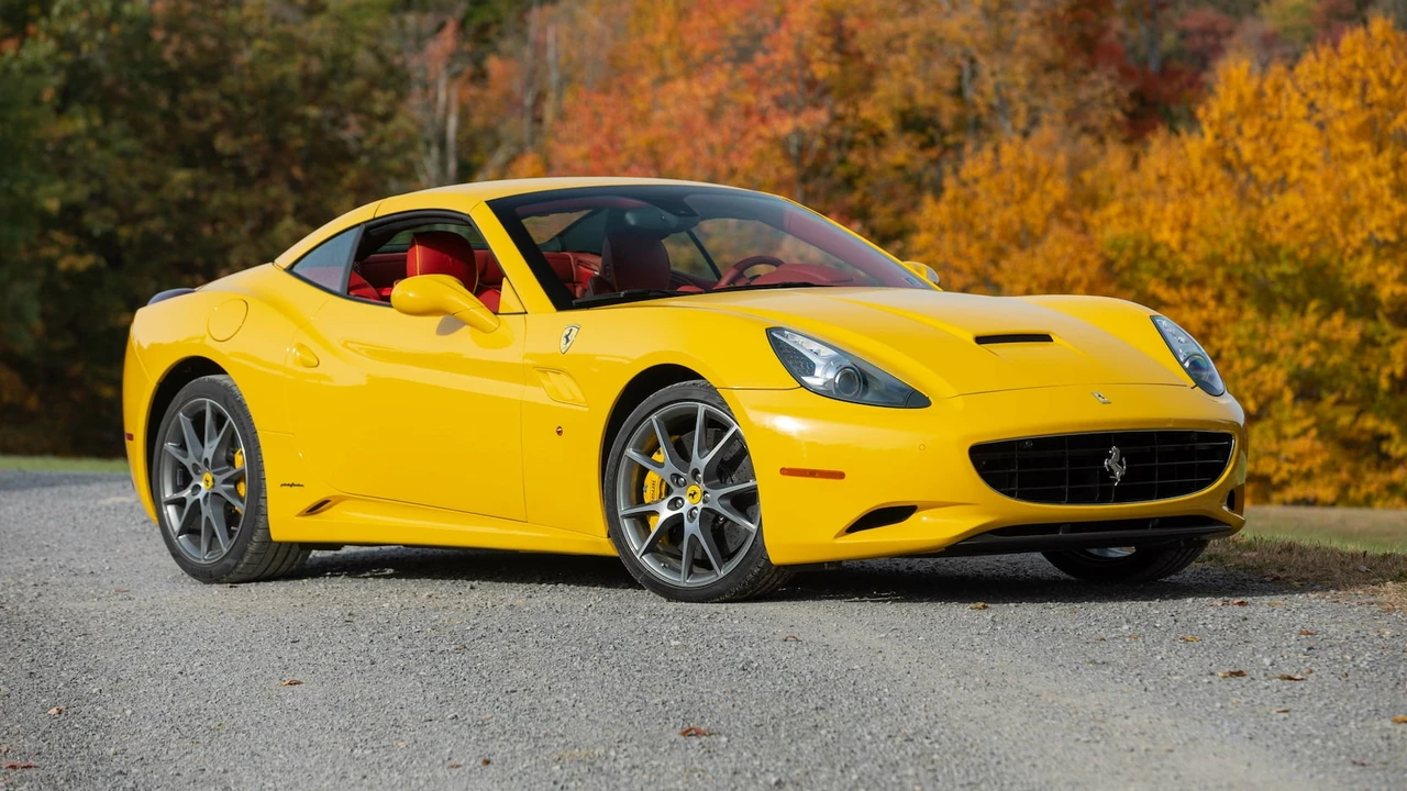 2010 Ferrari California - Image 23 of 31