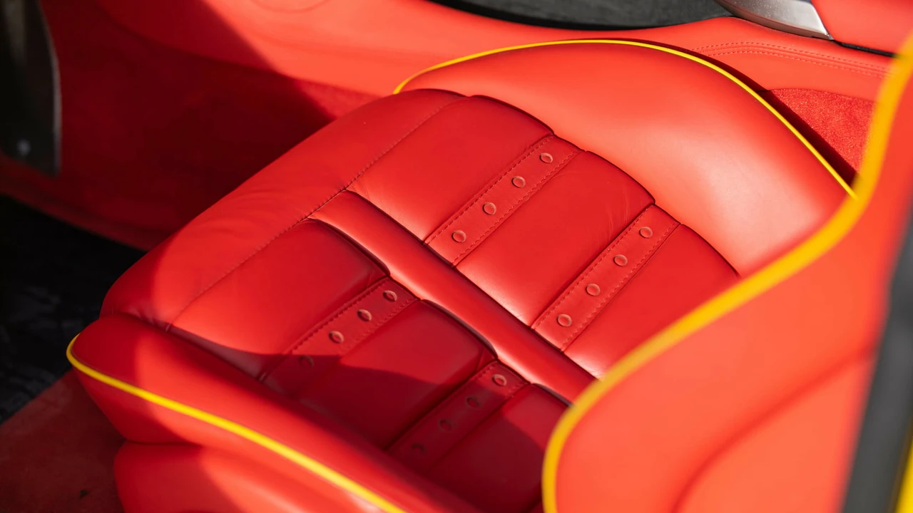 2010 Ferrari California - Image 29 of 31