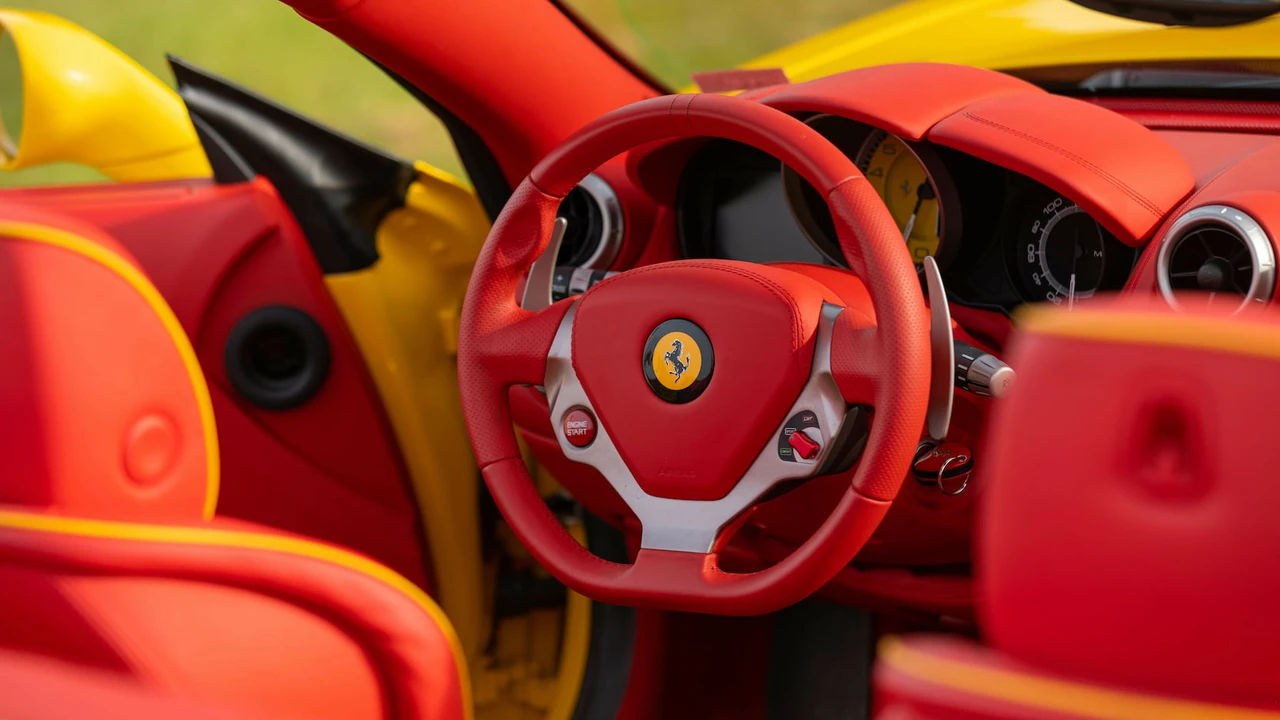 2010 Ferrari California - Image 9 of 31
