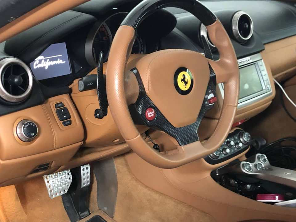 2010 Ferrari California - Image 24 of 31