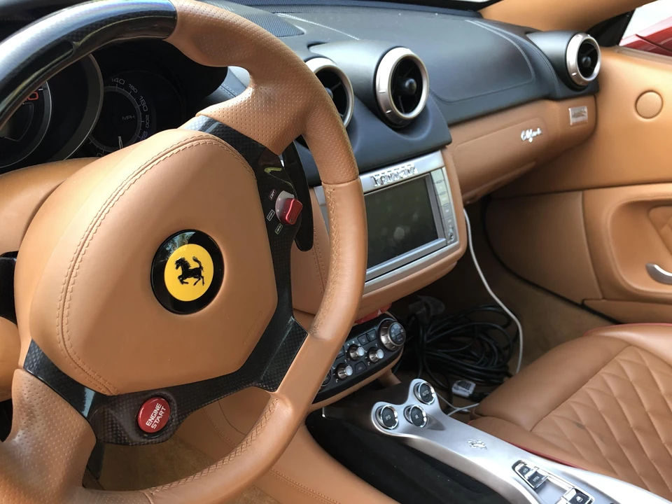 2010 Ferrari California - Image 29 of 31