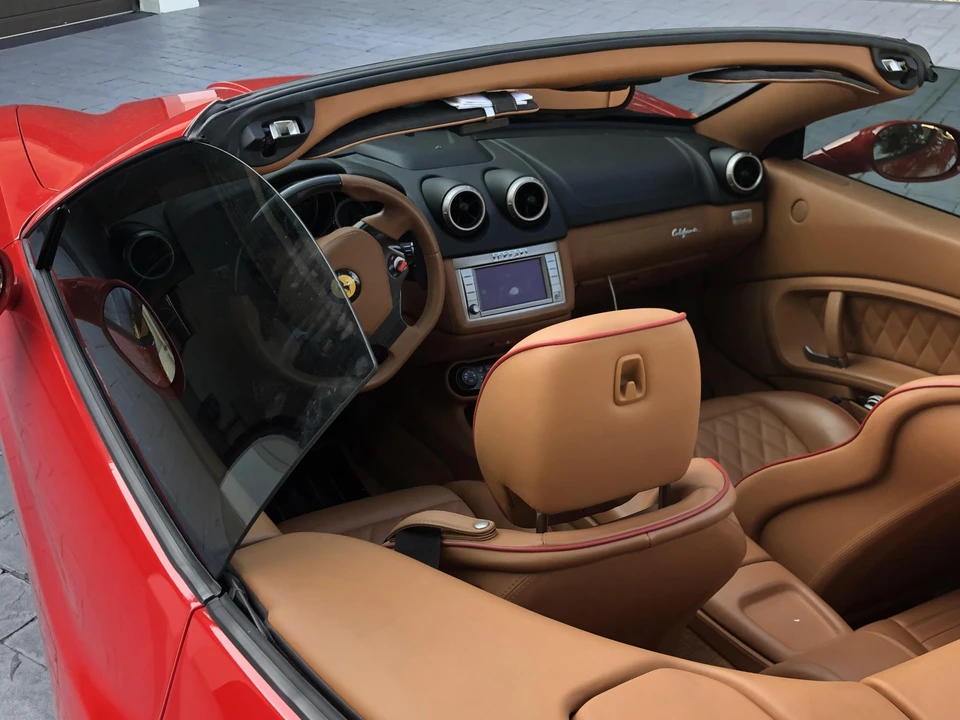 2010 Ferrari California - Image 27 of 31