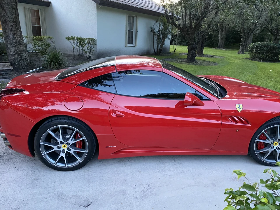 2010 Ferrari California - Image 15 of 31
