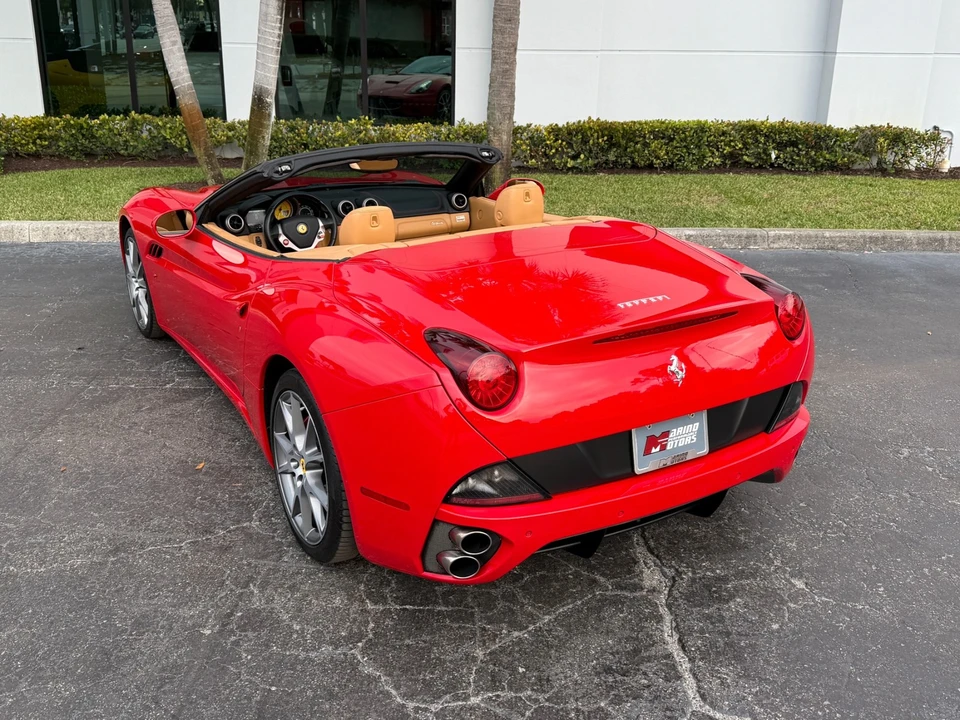 2010 Ferrari California - Image 12 of 21