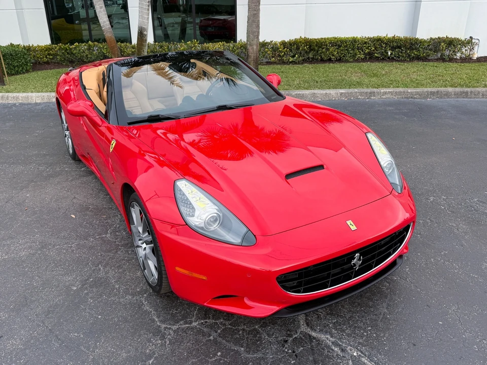 2010 Ferrari California - Image 3 of 21