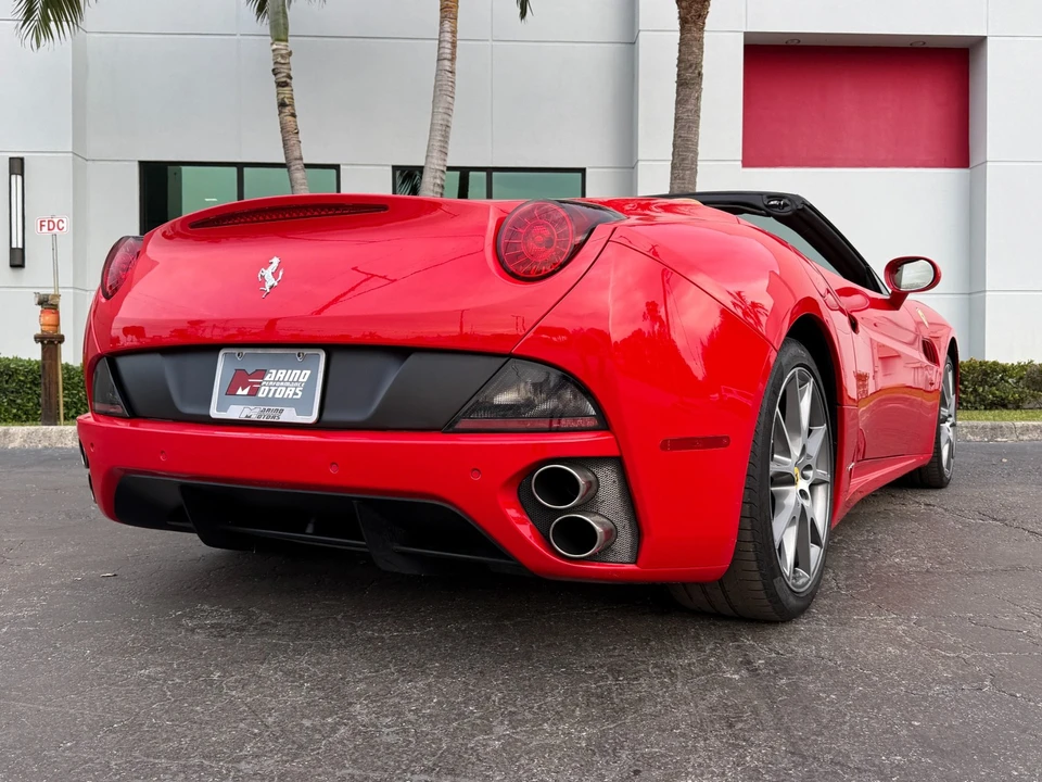 2010 Ferrari California - Image 17 of 21
