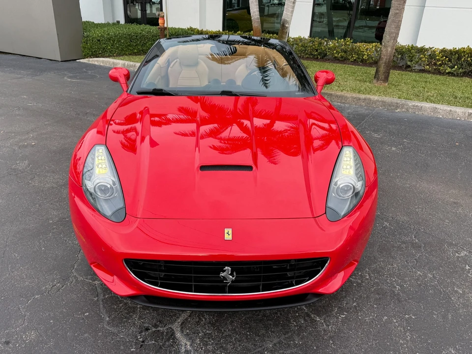 2010 Ferrari California - Image 5 of 21