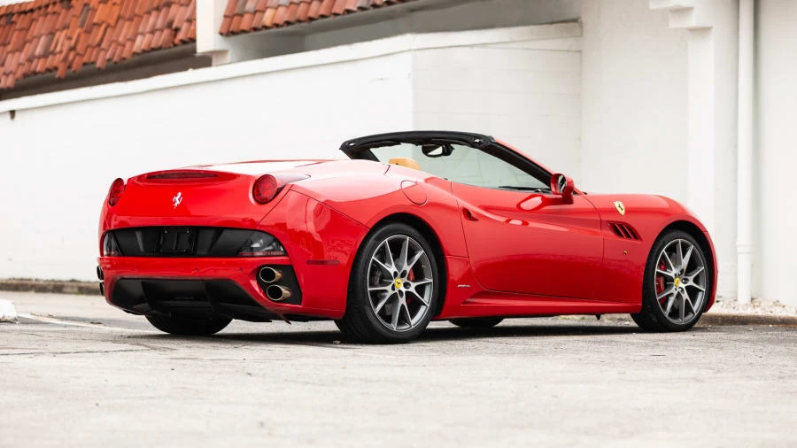 2010 Ferrari California - Image 3 of 31