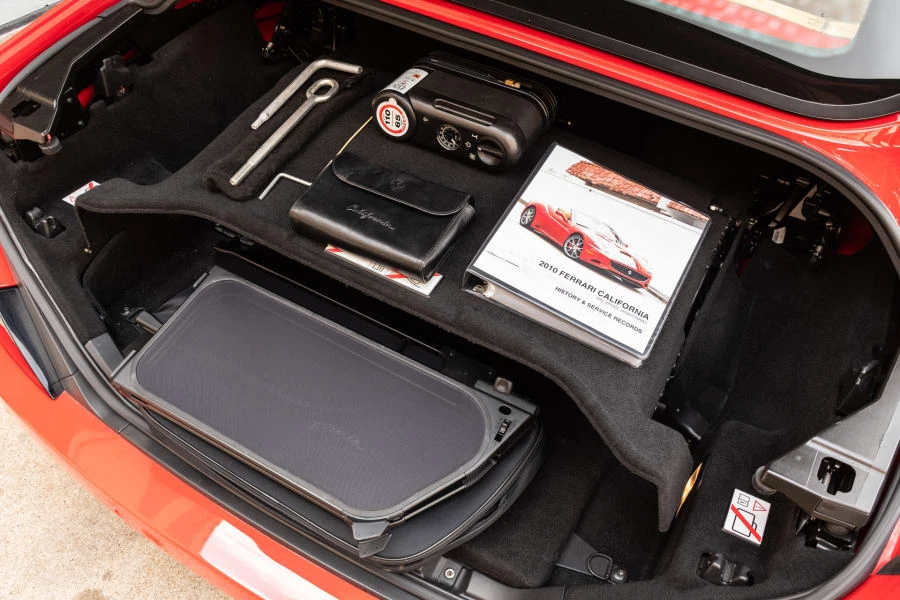 2010 Ferrari California - Image 30 of 31