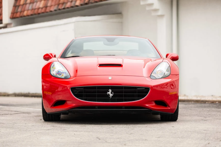 2010 Ferrari California - Image 9 of 31