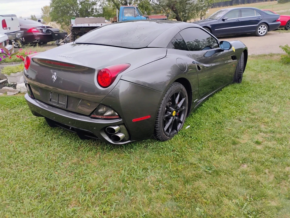 2010 Ferrari California - Image 9 of 21