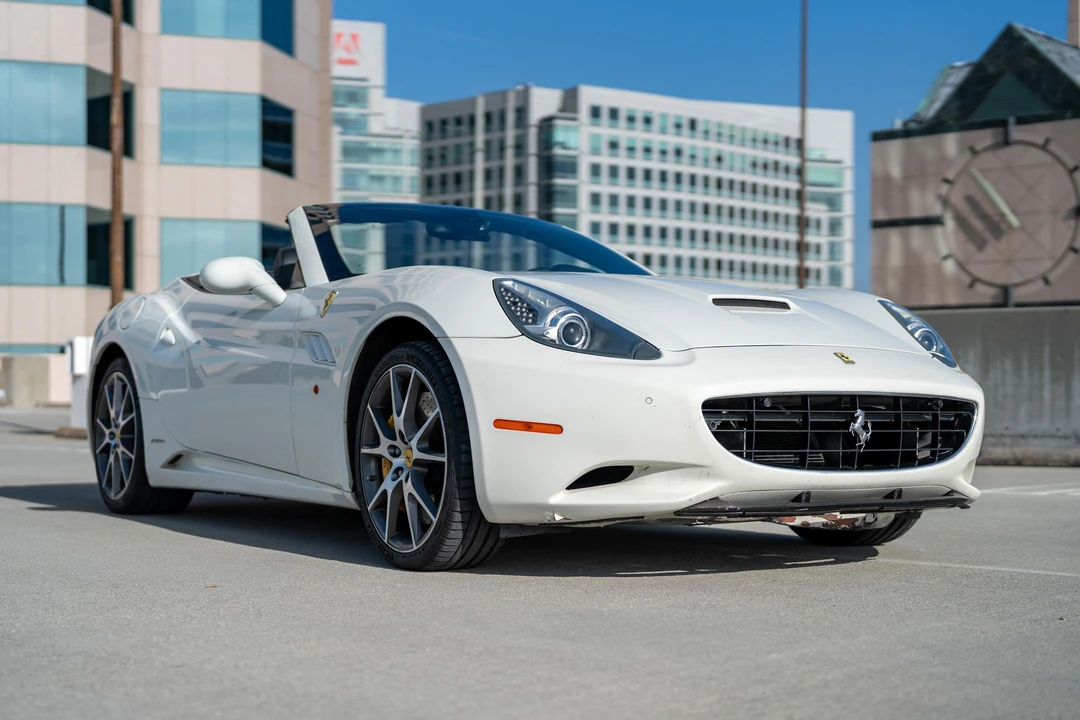 2010 Ferrari California - Image 11 of 31