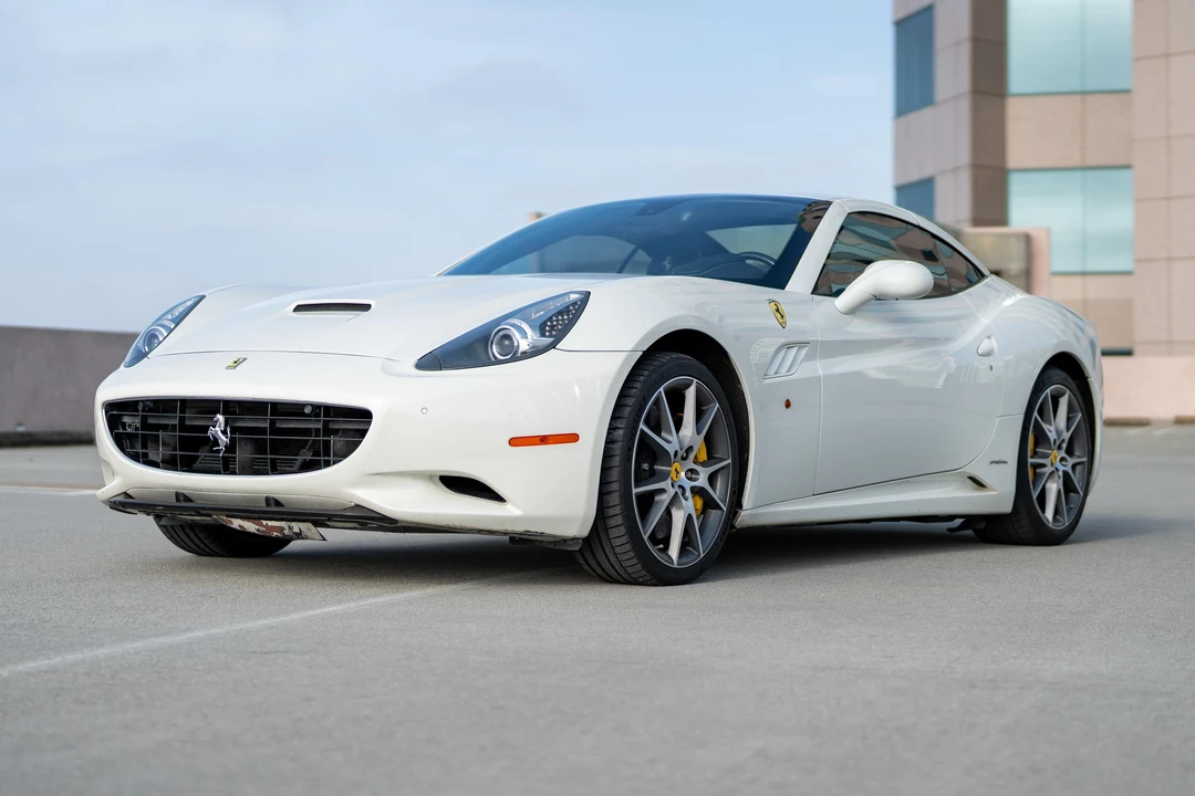 2010 Ferrari California - Image 13 of 31