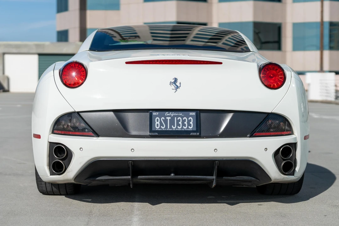 2010 Ferrari California - Image 5 of 31