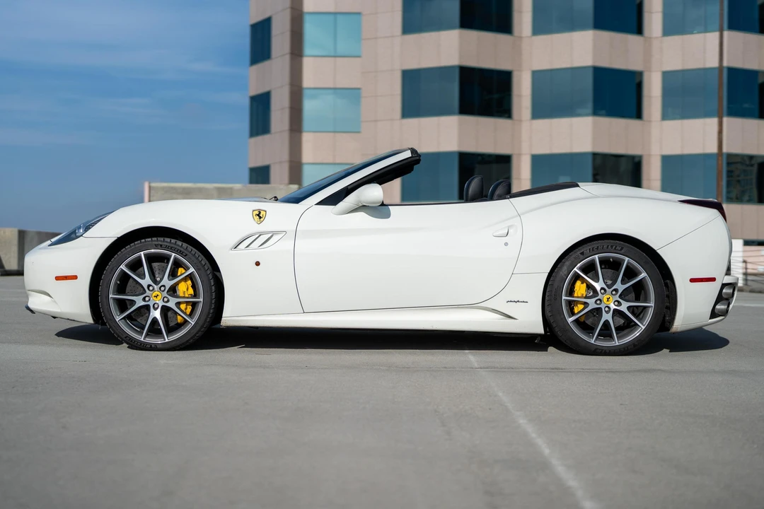 2010 Ferrari California - Image 3 of 31