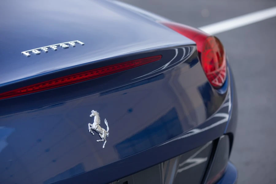 2010 Ferrari California - Image 5 of 31