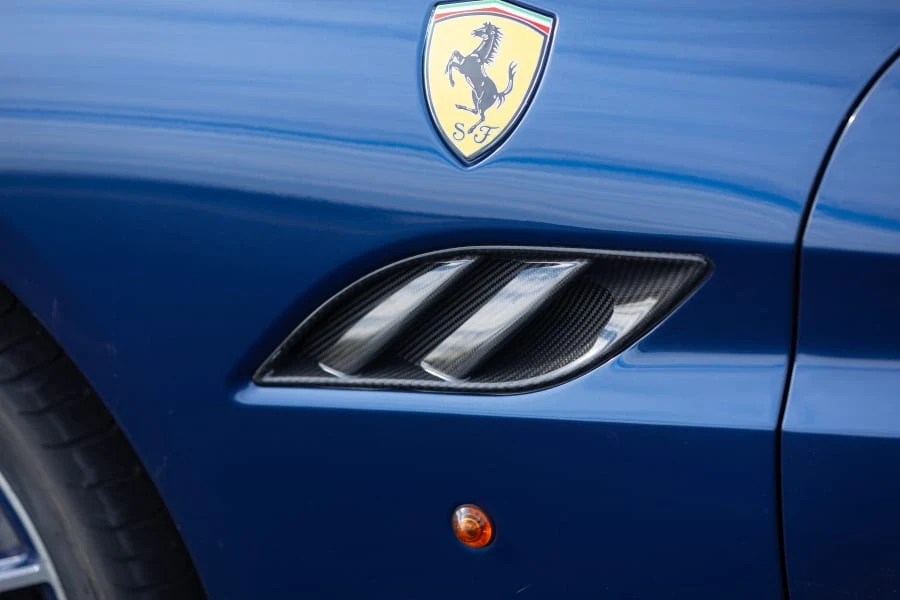 2010 Ferrari California - Image 14 of 31
