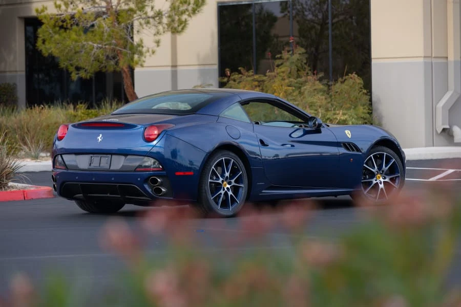 2010 Ferrari California - Image 7 of 31